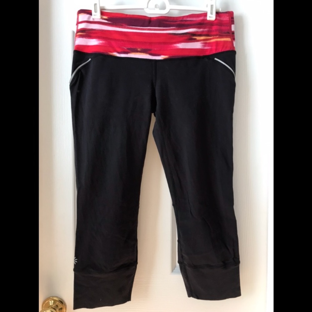 Athleta Relay Capri S